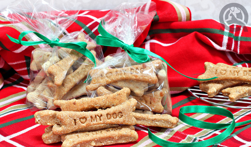 holiday dog treats